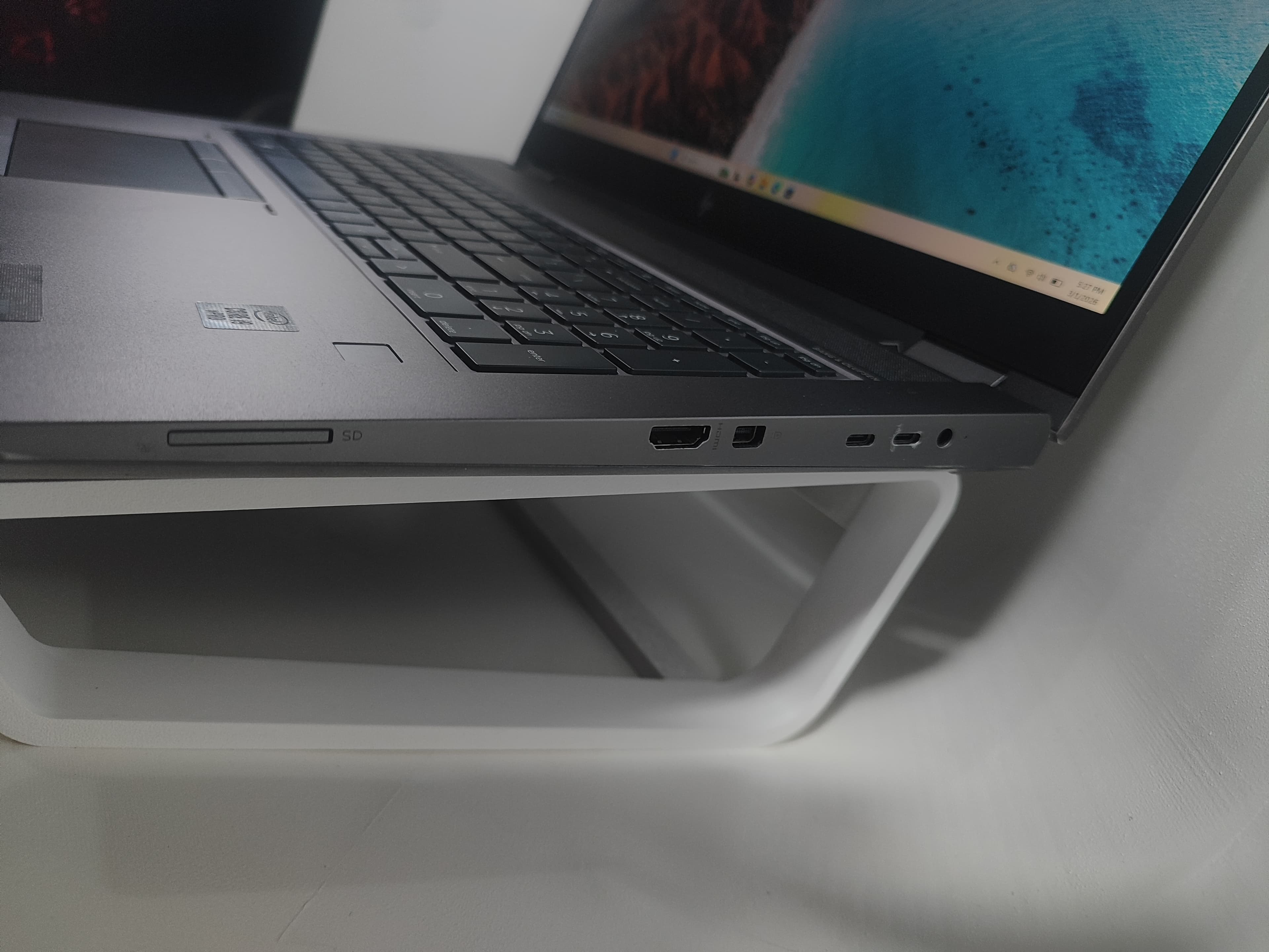 Laptop HP | Intel Core i9-10885H @ 2.40GHz | NVIDIA Quadro T1000 with Max-Q Design (4.0GB) + Intel(R) UHD Graphics (1.0GB) | 64GB RAM | 1TB NVME - Miniatura 3