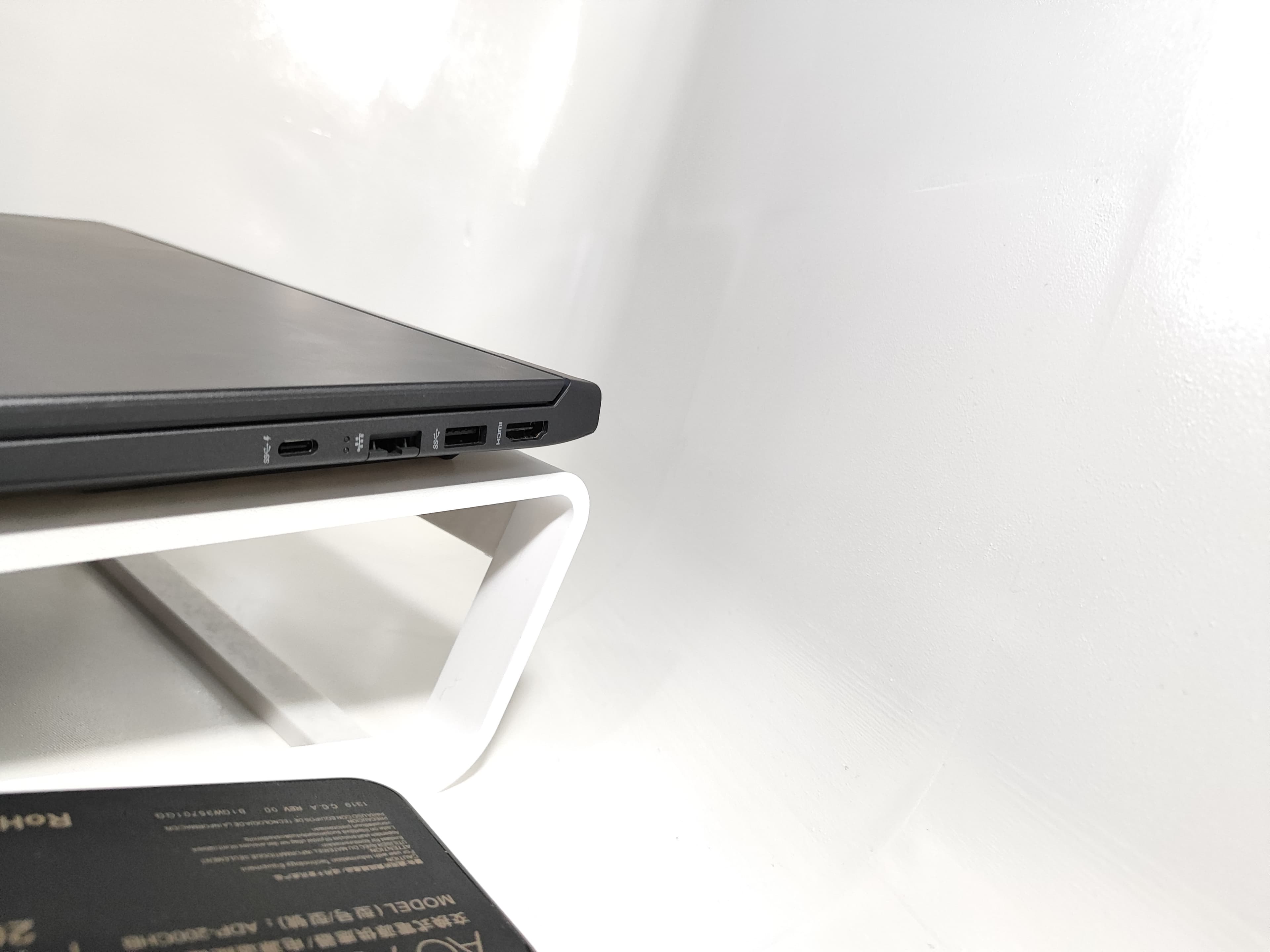 Laptop HP | AMD Ryzen 5 8645HS w/ Radeon 760M Graphics | NVIDIA GeForce RTX 4050 Laptop GPU (6.0GB) + AMD Radeon(TM) Graphics (512MB) | 8GB RAM | 512GB NVME - Miniatura 4