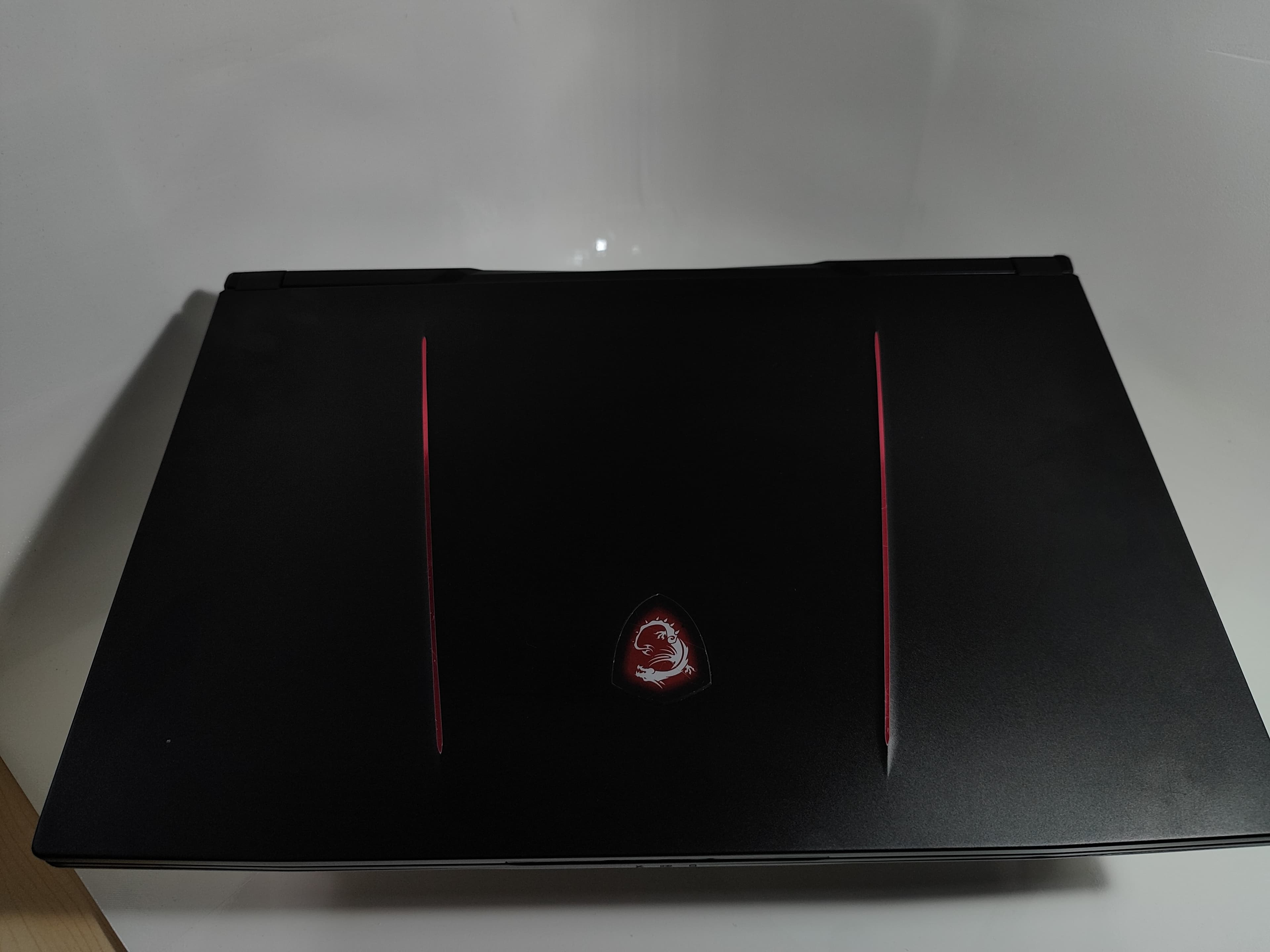 Laptop MSI | Intel Core i7-10750H @ 2.60GHz | NVIDIA GeForce RTX 2070 (8.0GB) + Intel(R) UHD Graphics (1.0GB) | 64GB RAM | 512GB NVME - Miniatura 5