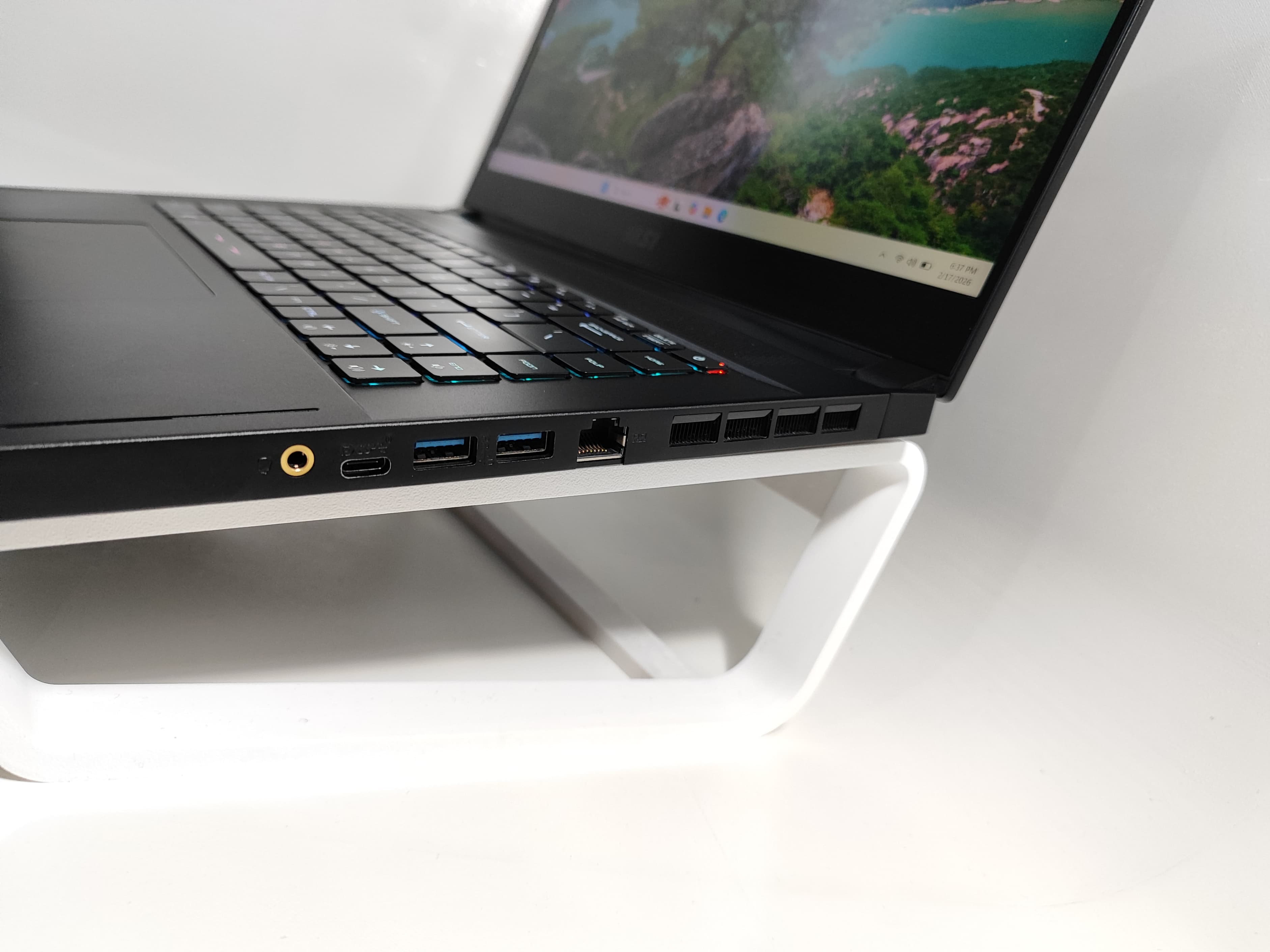 Laptop MSI | 11th Gen Intel Core i9-11900H @ 2.50GHz | NVIDIA GeForce RTX 3080 Laptop GPU (16.0GB) + Intel(R) UHD Graphics (2.0GB) | 32GB RAM | 1TB NVME - Miniatura 3