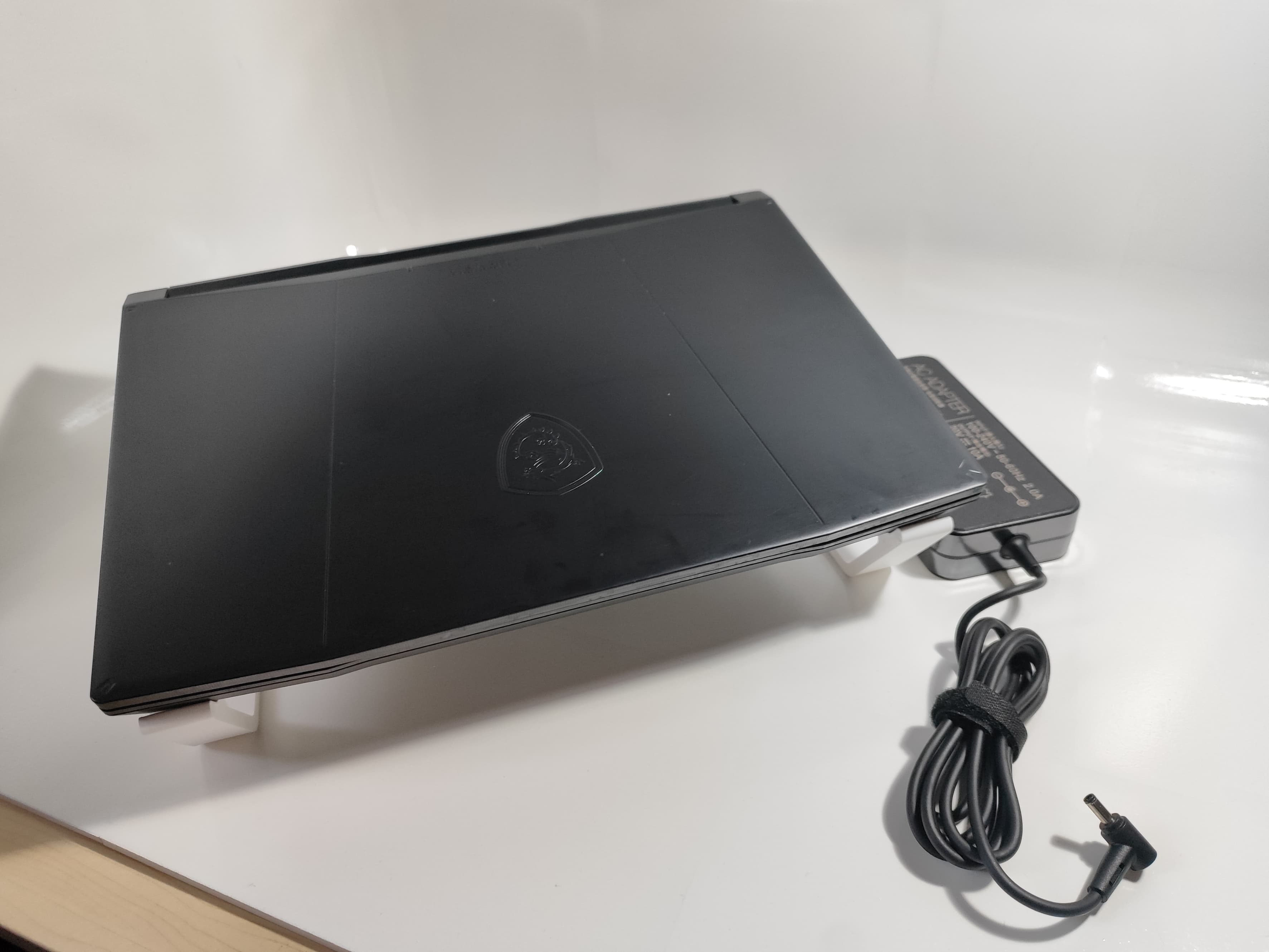 Laptop MSI | 13th Gen Intel Core i7-13620H | NVIDIA GeForce RTX 4060 Laptop GPU (8.0GB) + Intel(R) UHD Graphics (1.0GB) | 16GB RAM | 1TB NVME - Miniatura 4