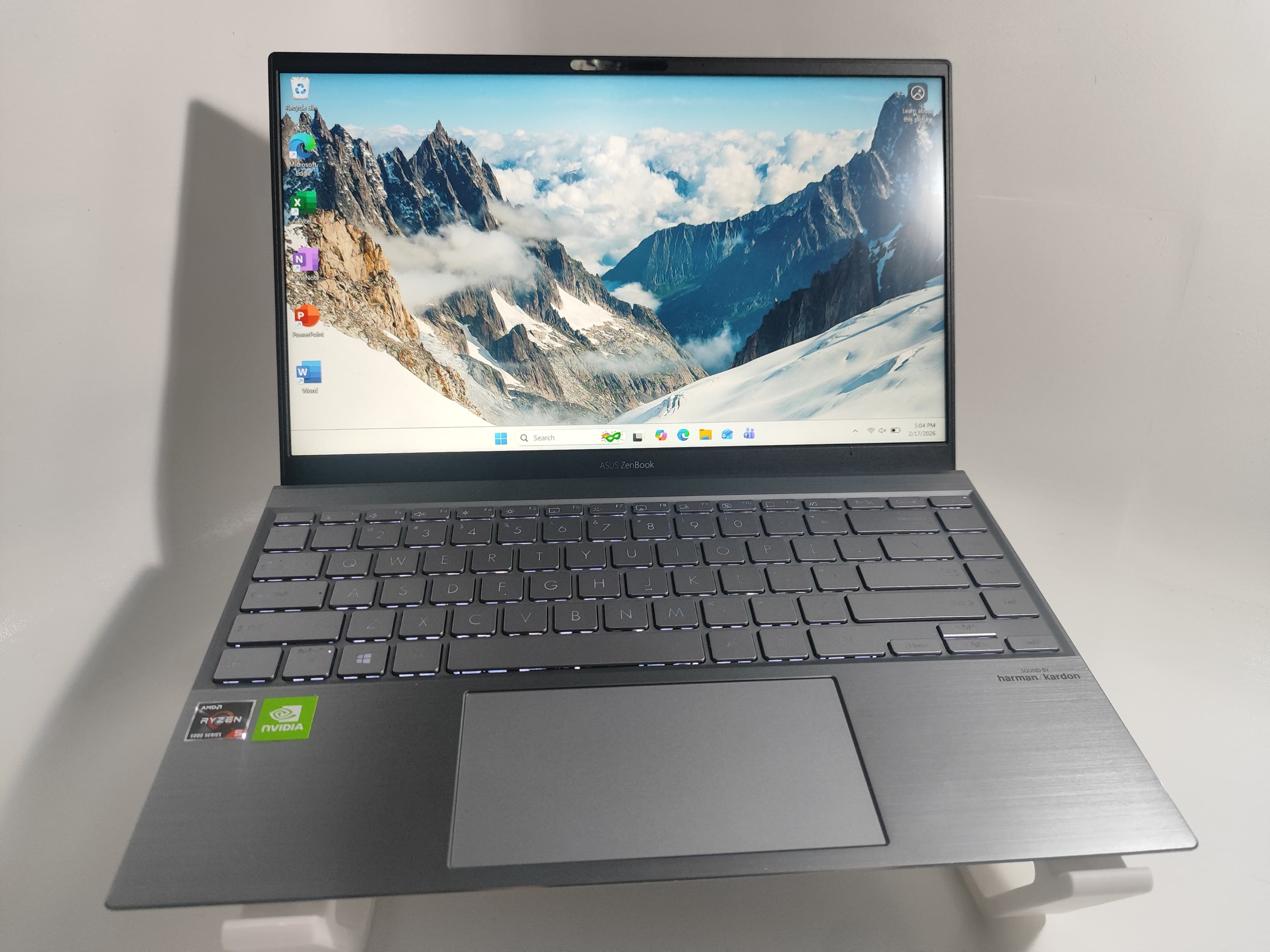 Laptop Asus | AMD Ryzen 5 5500U with Radeon Graphics | NVIDIA GeForce MX450 (2.0GB) + AMD Radeon(TM) Graphics (512MB) | 8GB RAM | 256GB NVME