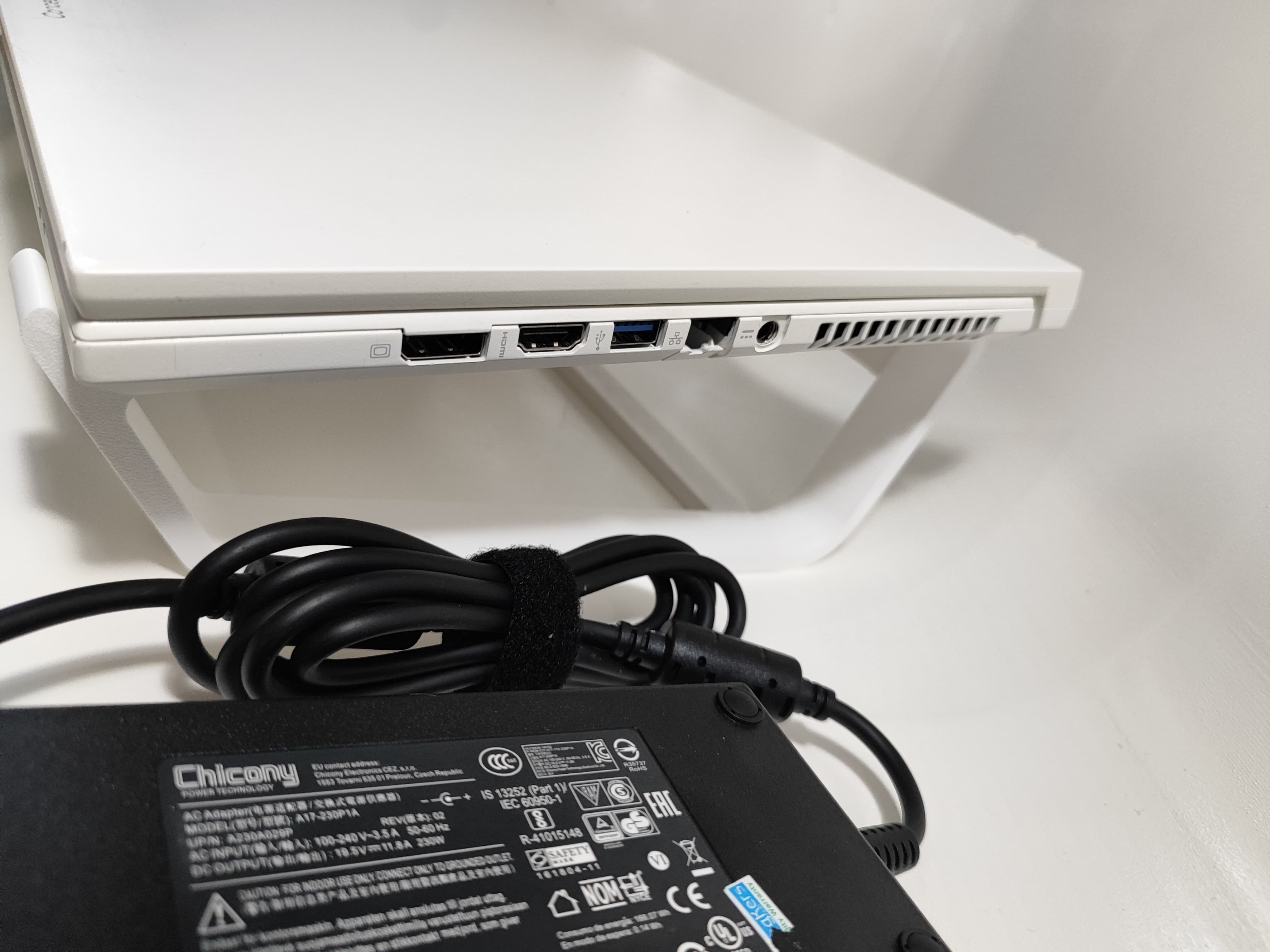 Laptop Acer | 11th Gen Intel Core i5-11400H @ 2.70GHz | NVIDIA GeForce RTX 3060 Laptop GPU (6.0GB) + Intel(R) UHD Graphics (1.0GB) | 16GB RAM | 512GB NVME - Miniatura 4