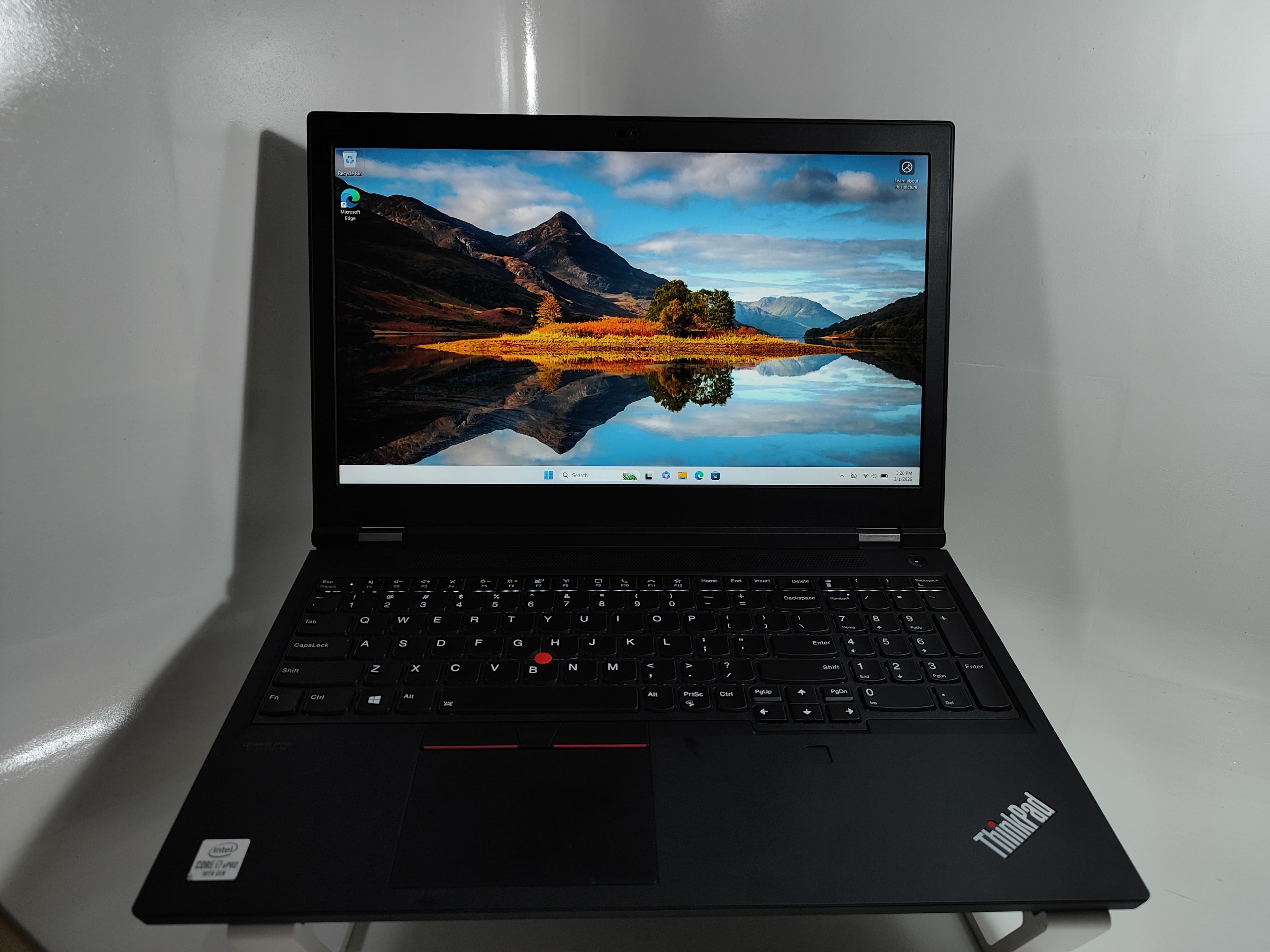 Laptop Lenovo | Intel Core i7-10850H @ 2.70GHz | NVIDIA GeForce RTX 2070 Super with Max-Q Design (8.0GB) + Intel(R) UHD Graphics (1.0GB) | 16GB RAM | 512GB NVME